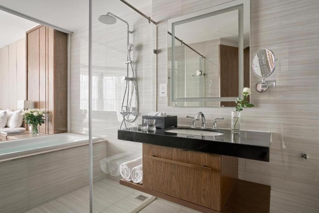 Luxury Seaview Panorama Nha Trang By Luna Extérieur photo
