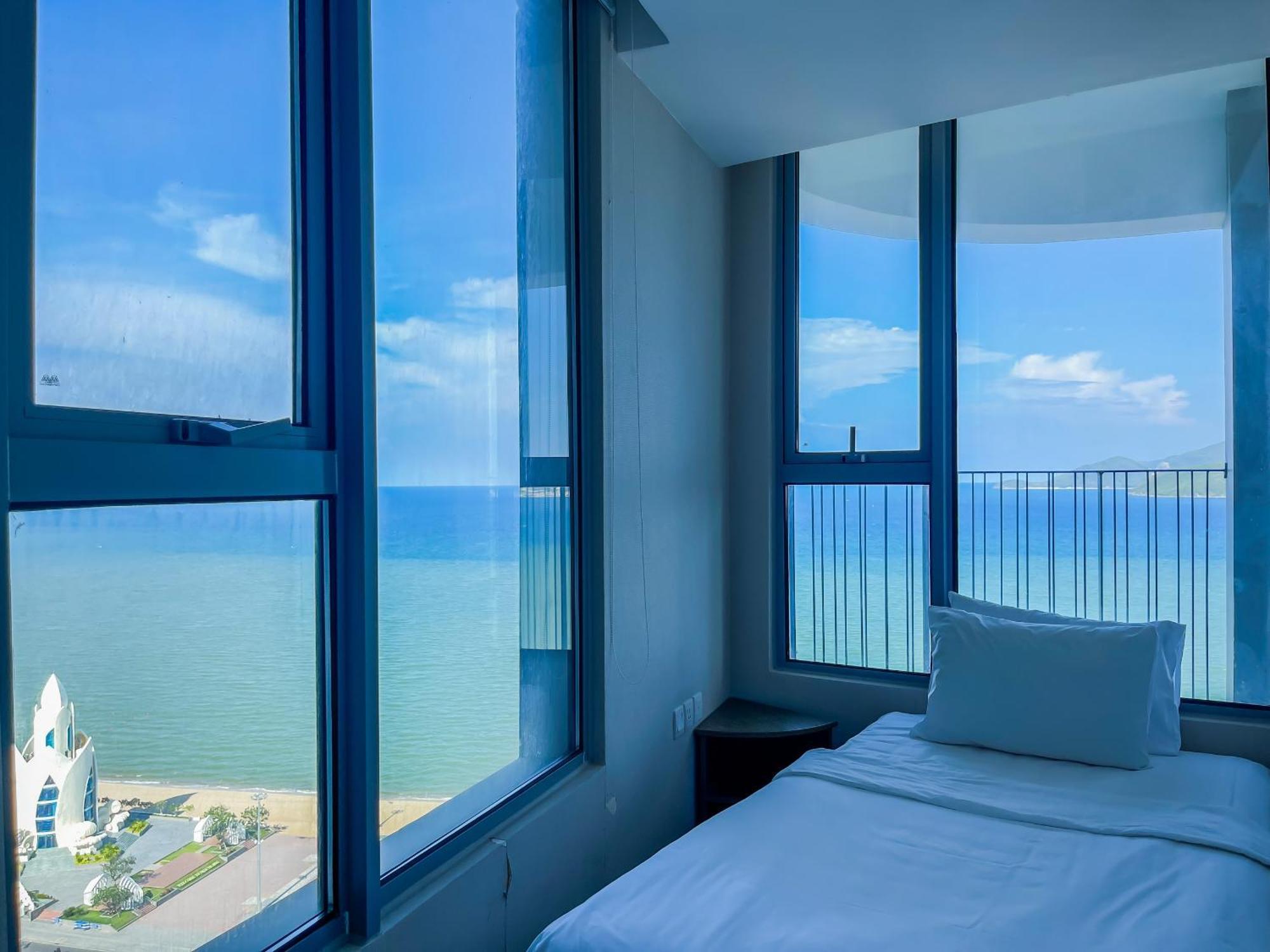 Luxury Seaview Panorama Nha Trang By Luna Extérieur photo
