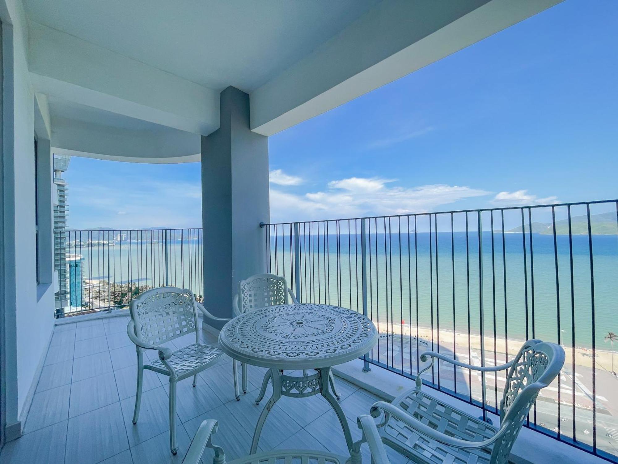 Luxury Seaview Panorama Nha Trang By Luna Extérieur photo